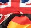 Flaggen von Großbritannien und Deutschland nebeneinander