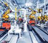Automatisierung - Roboterarme in einer Fabrik